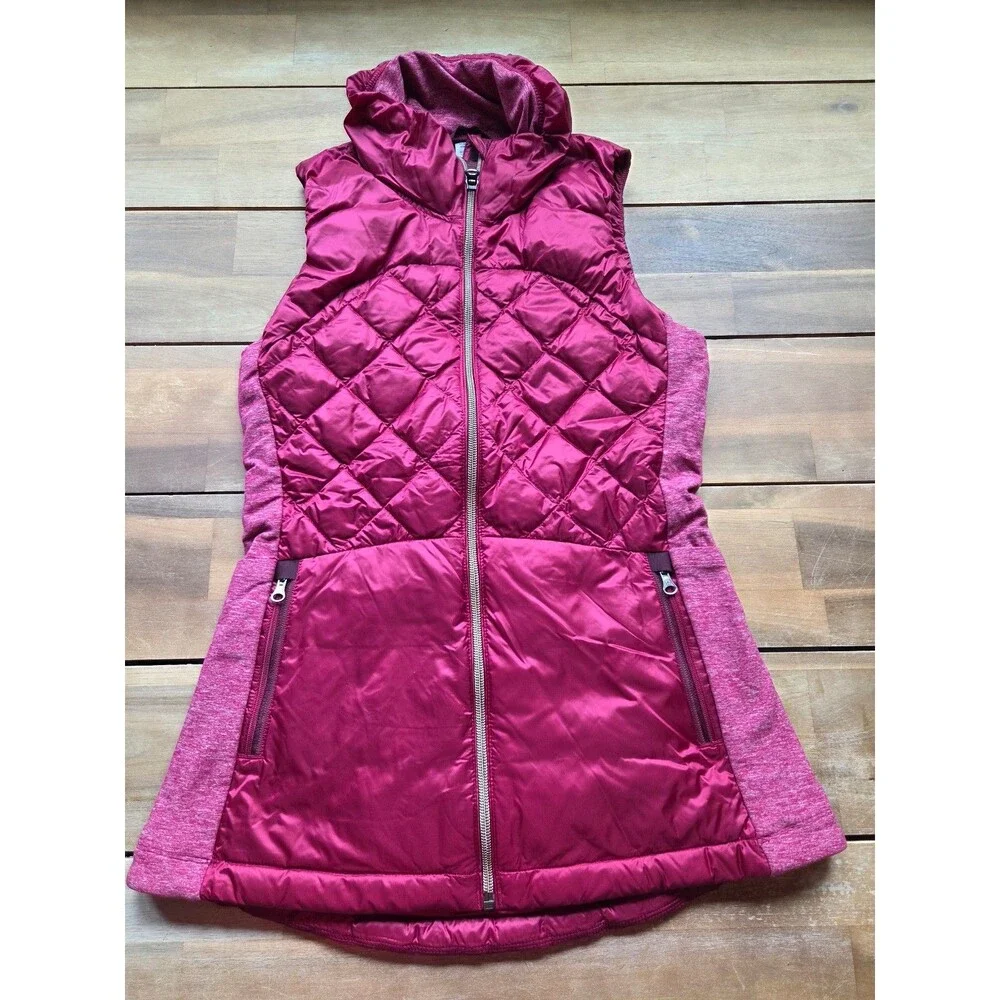Lululemon Down For A Run Vest Berry Rumble, sz 4